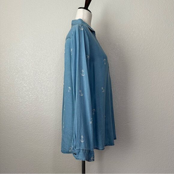 Life Style 100% Tencel Chambray Anchor Quarter Button Top - Picture 5 of 12